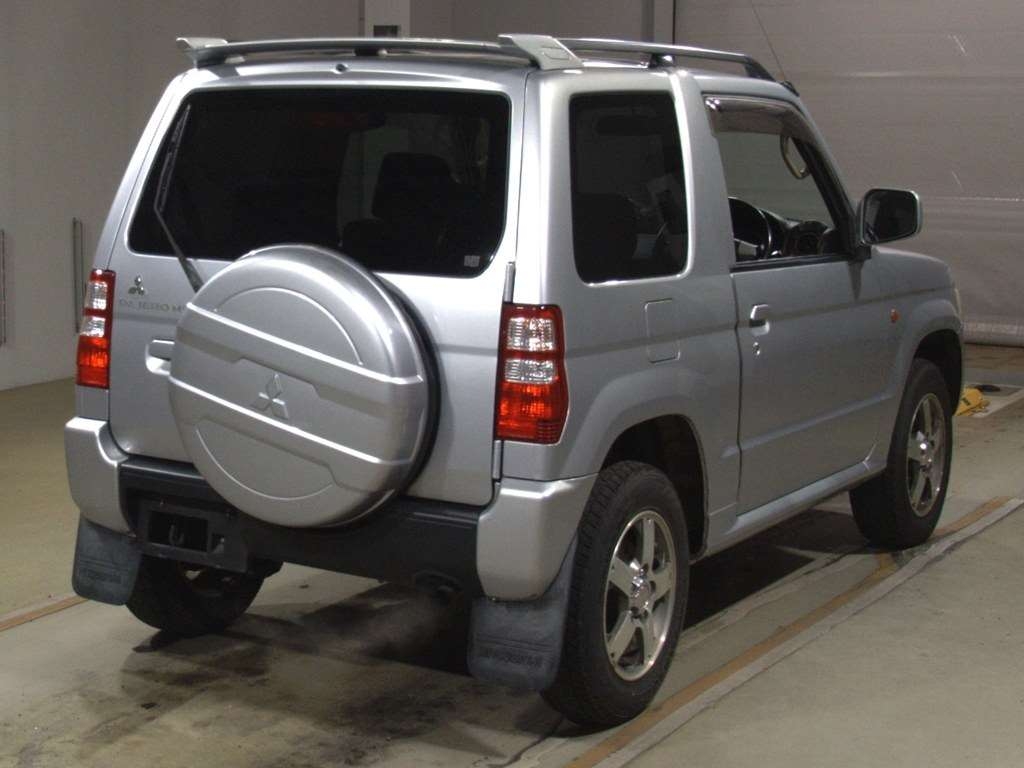 MITSUBISHI PAJERO MINI