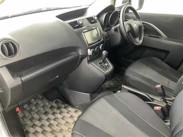 NISSAN LAFESTA