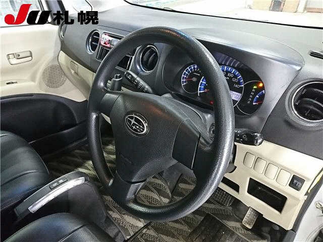 SUBARU LUCRA