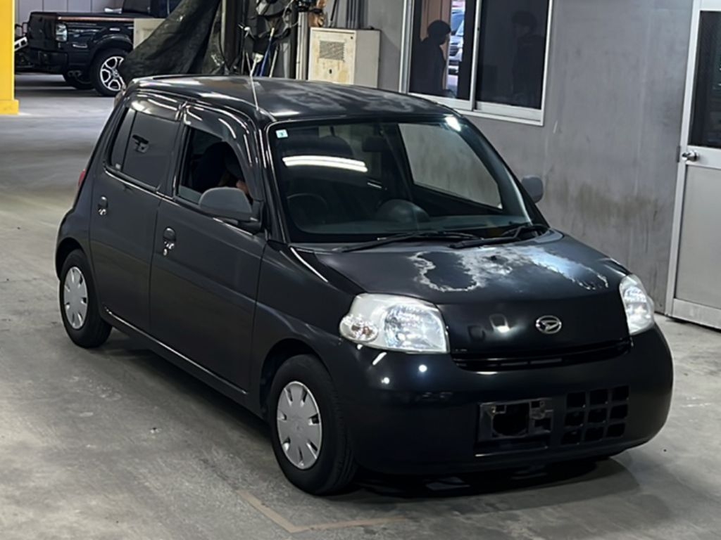 DAIHATSU ESSE