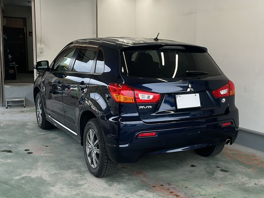 MITSUBISHI RVR