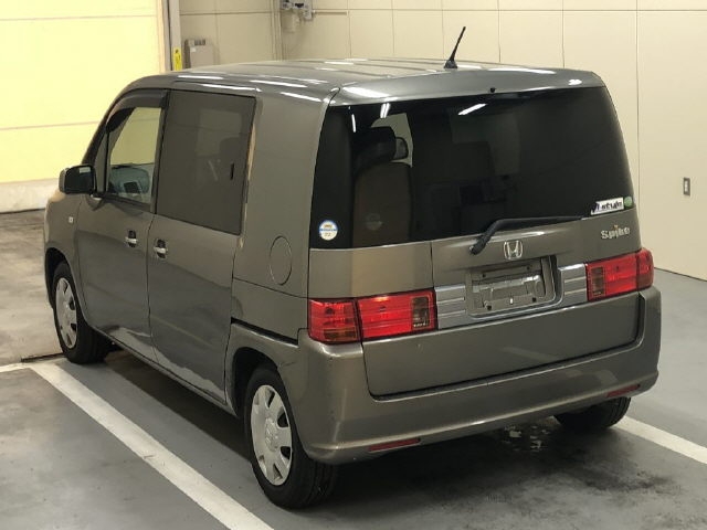 HONDA MOBILIO SPIKE
