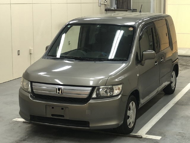 HONDA MOBILIO SPIKE
