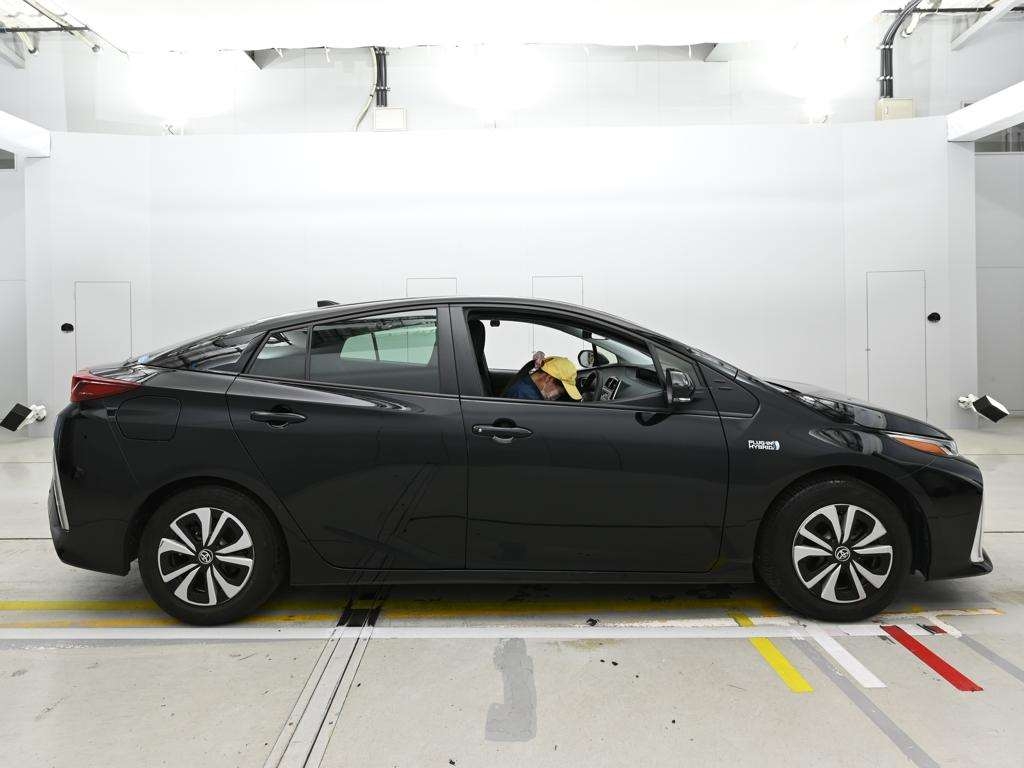 TOYOTA PRIUS PHV
