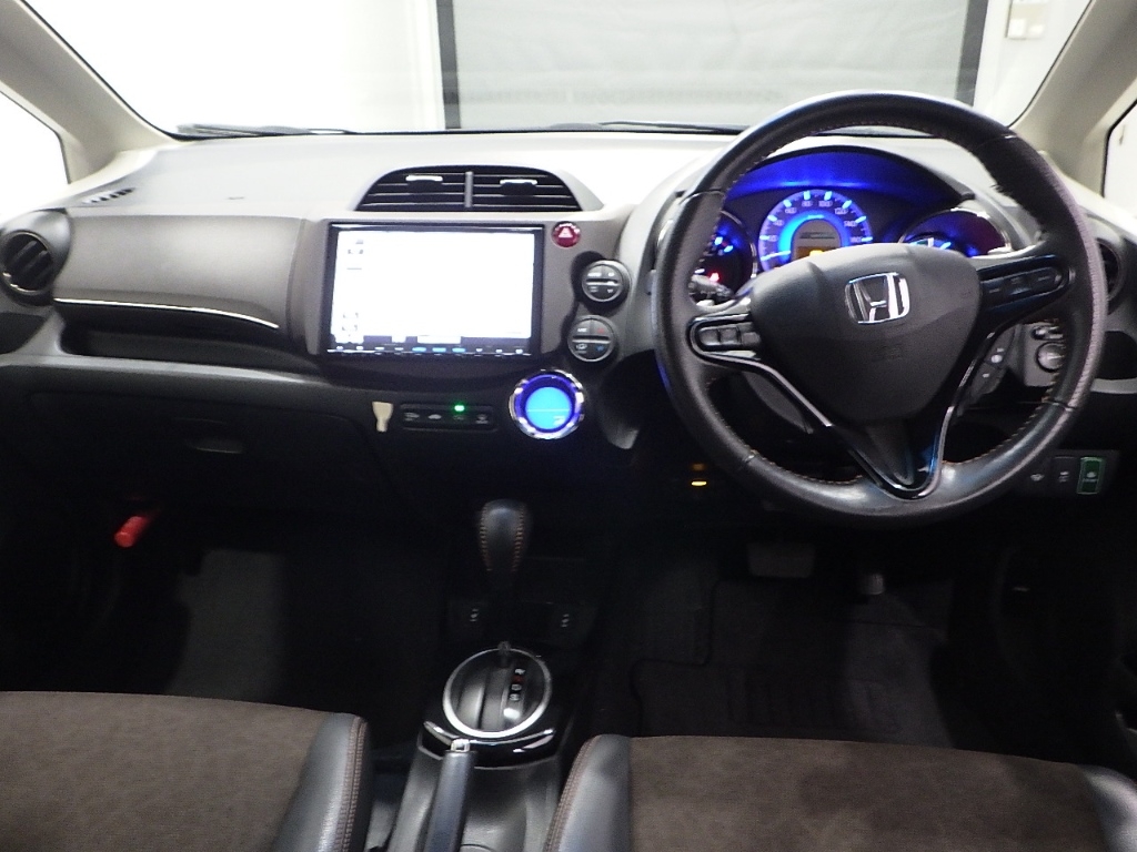 HONDA FIT SHUTTLE