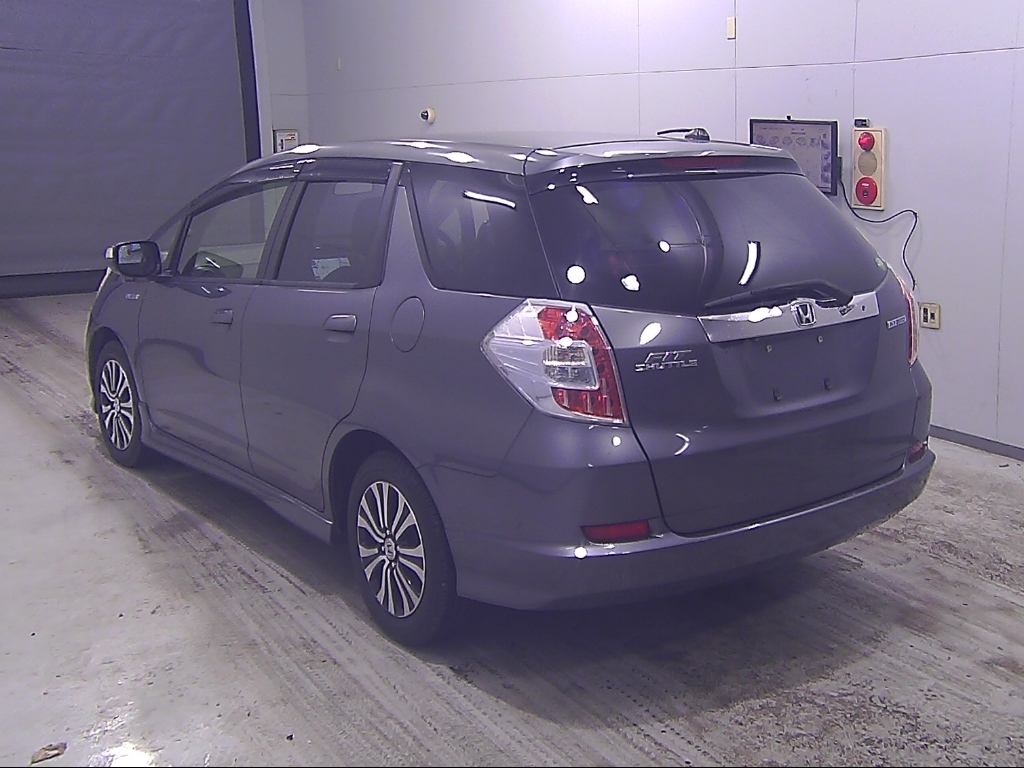 HONDA FIT SHUTTLE