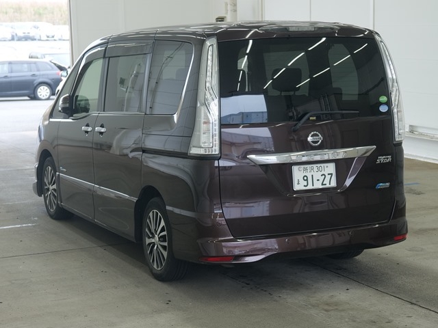 NISSAN SERENA