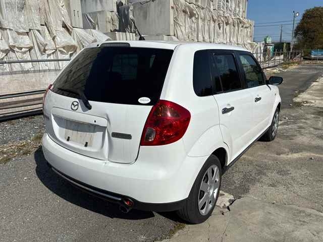 MAZDA VERISA