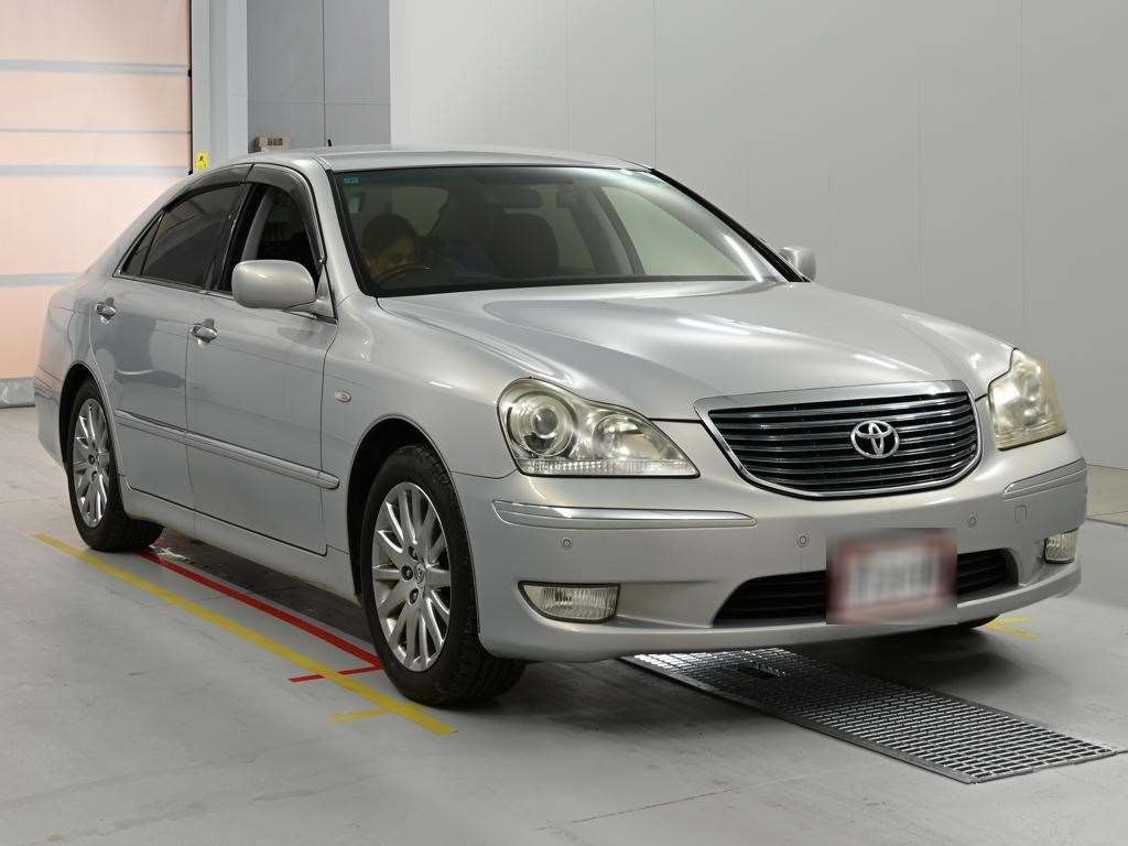 TOYOTA CROWN MAJESTA