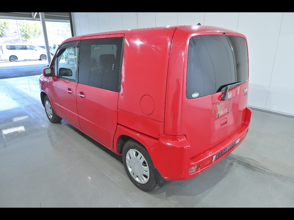 HONDA MOBILIO SPIKE