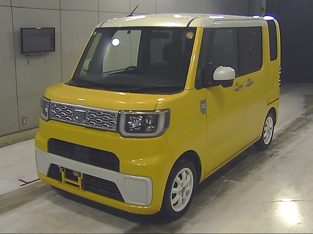 DAIHATSU WAKE