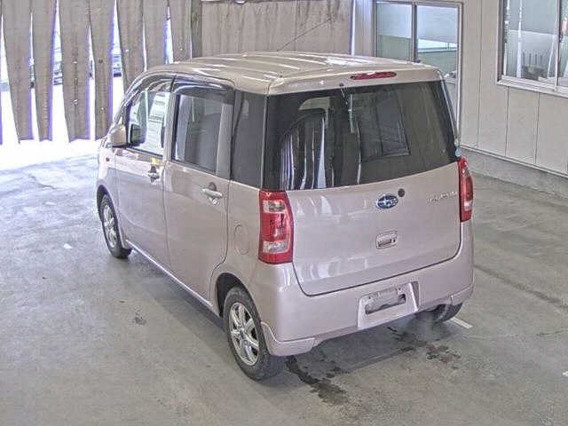 SUBARU LUCRA