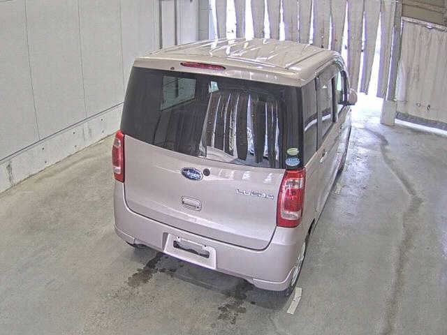 SUBARU LUCRA