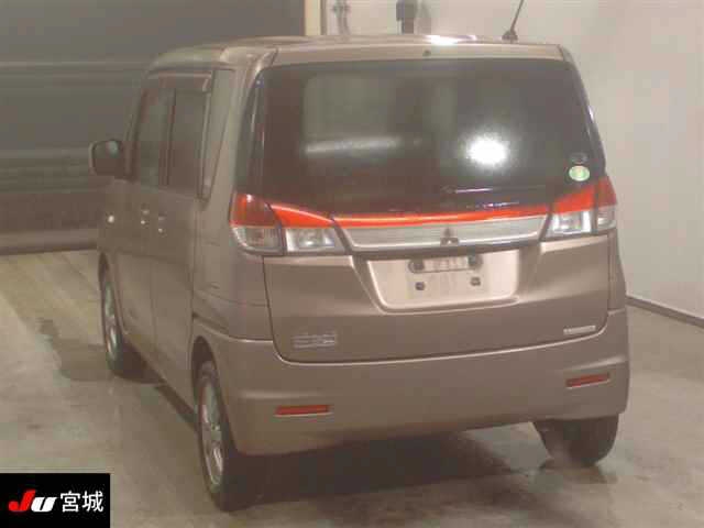MITSUBISHI DELICA D:2