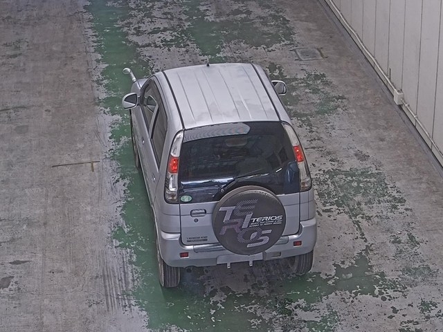 DAIHATSU TERIOS KID