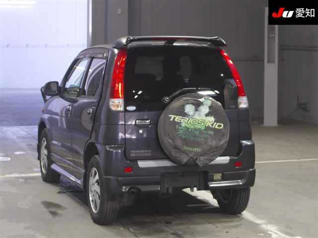 DAIHATSU TERIOS KID