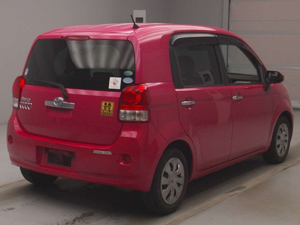 TOYOTA PORTE