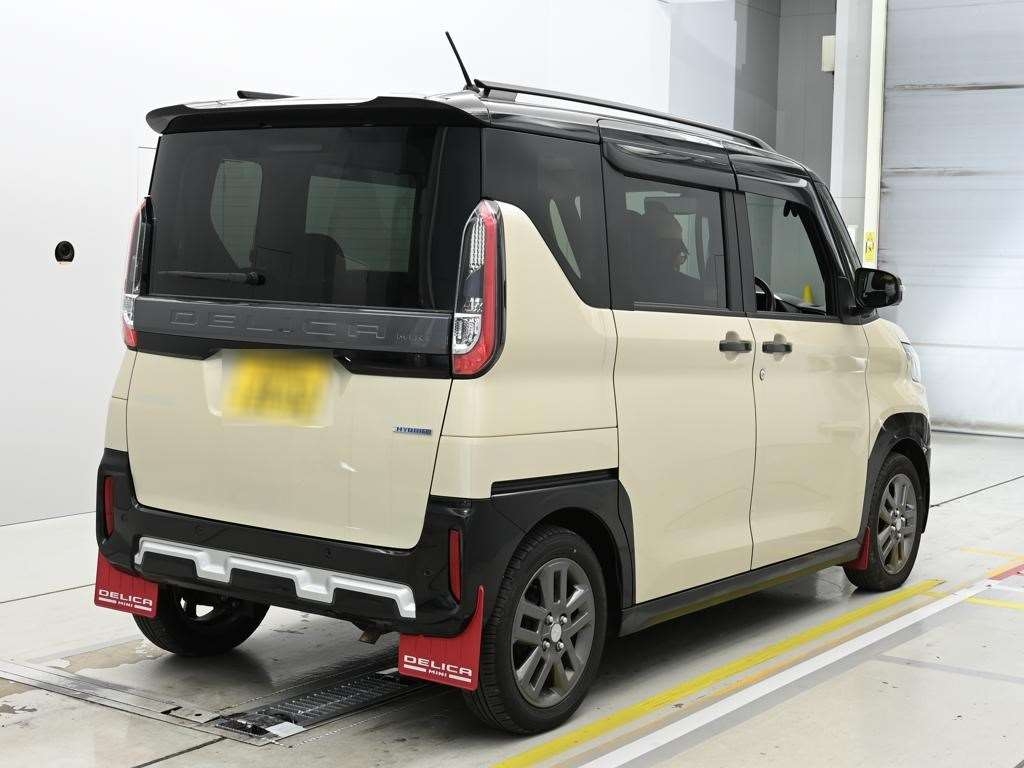 MITSUBISHI DELICA MINI