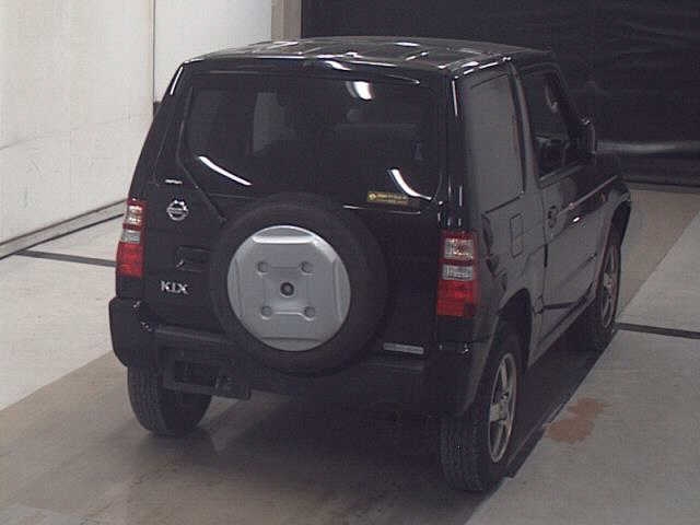 NISSAN KIX