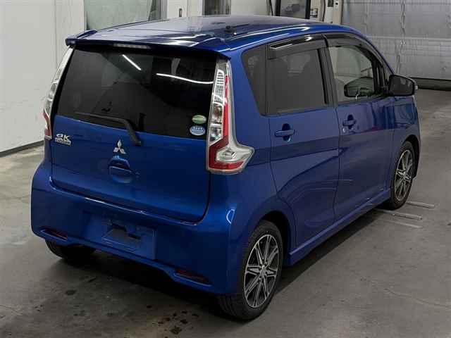 MITSUBISHI EK CUSTOM