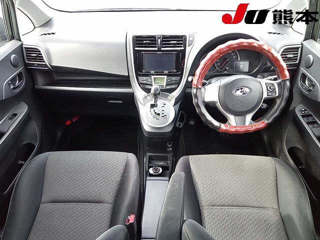 SUBARU TREZIA