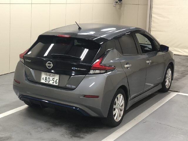 NISSAN LEAF