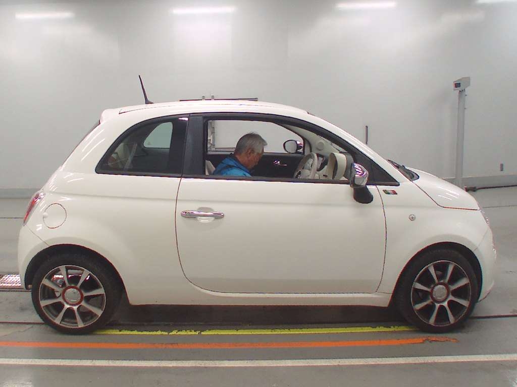 FIAT 500