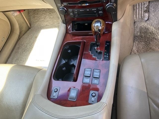 LEXUS LS600H