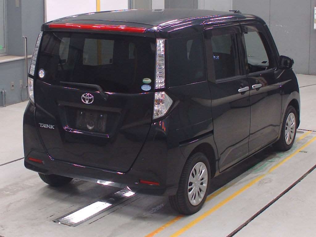 TOYOTA TANK