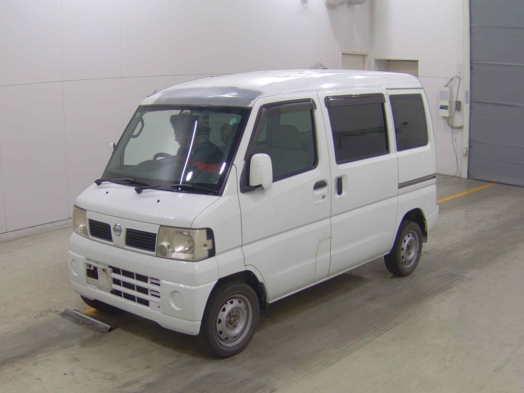 NISSAN CLIPPER