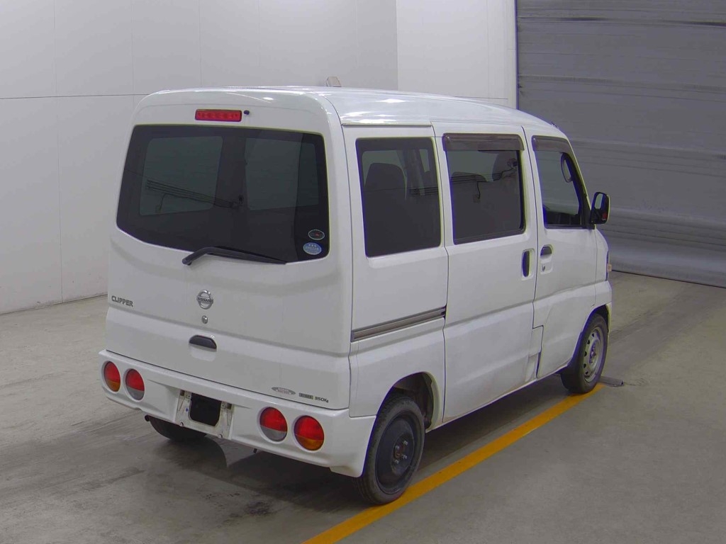 NISSAN CLIPPER