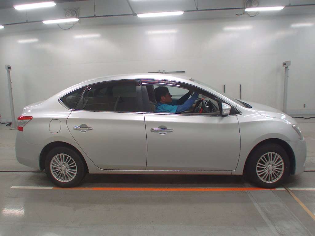 NISSAN SYLPHY