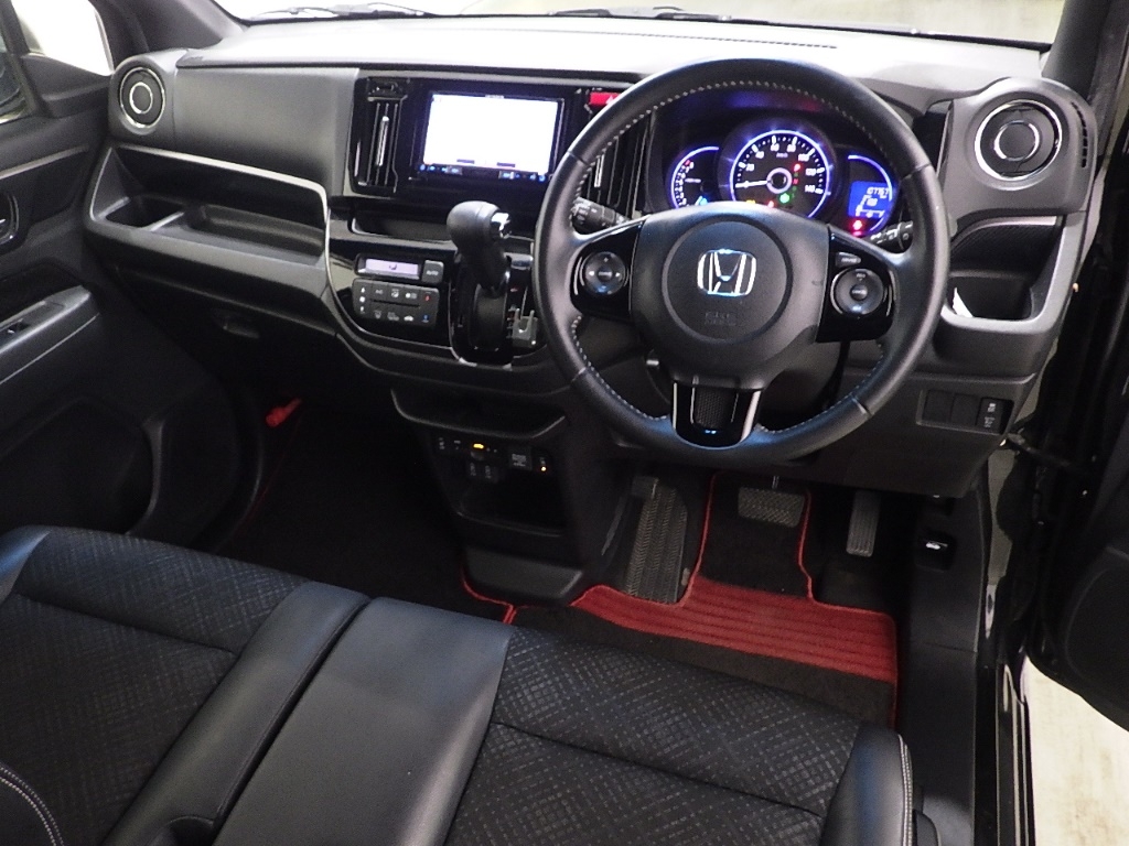 HONDA N-WGN