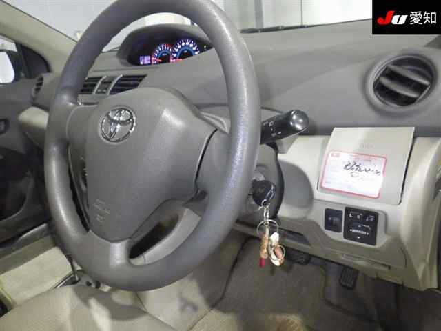 TOYOTA BELTA