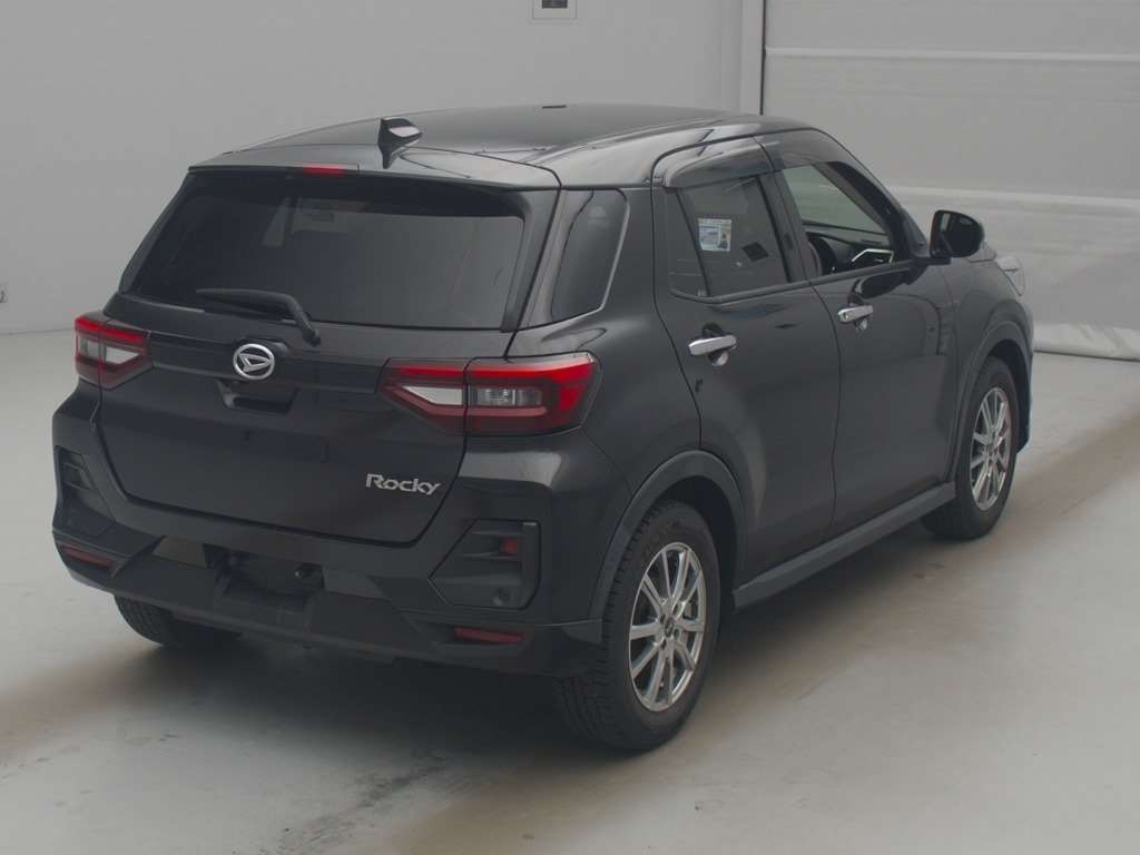 DAIHATSU ROCKY