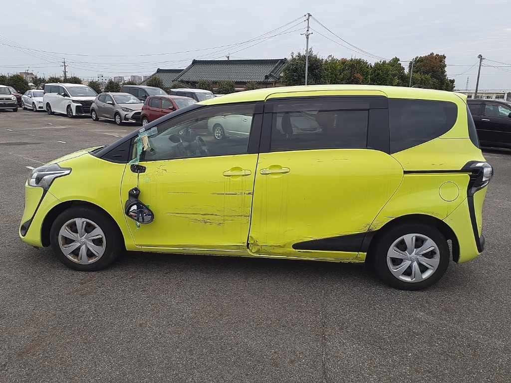 TOYOTA SIENTA