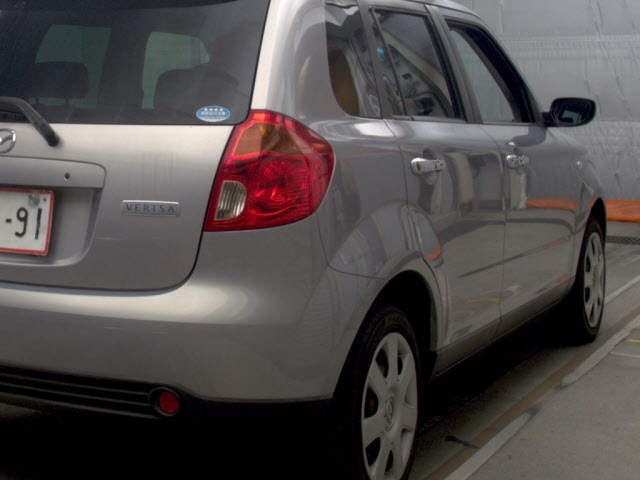 MAZDA VERISA