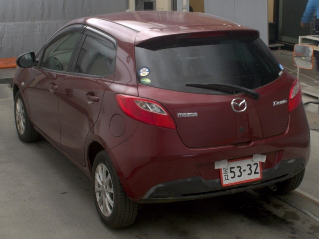 MAZDA DEMIO