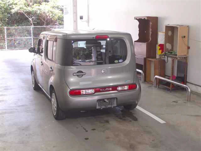 NISSAN CUBE