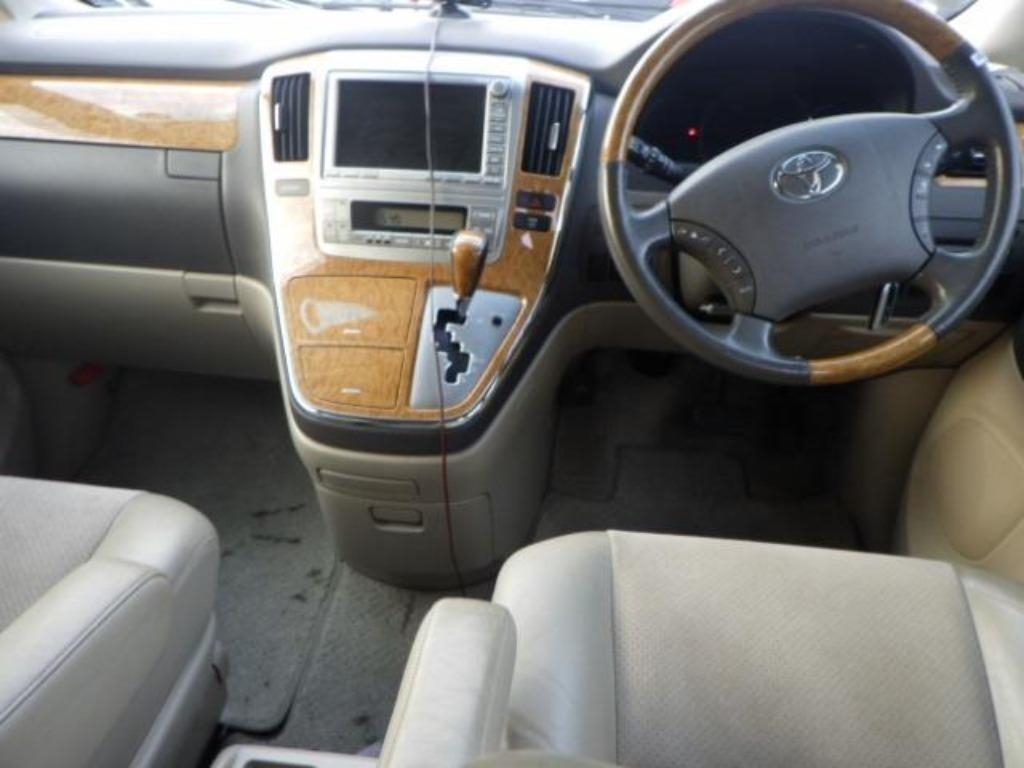 TOYOTA ALPHARD