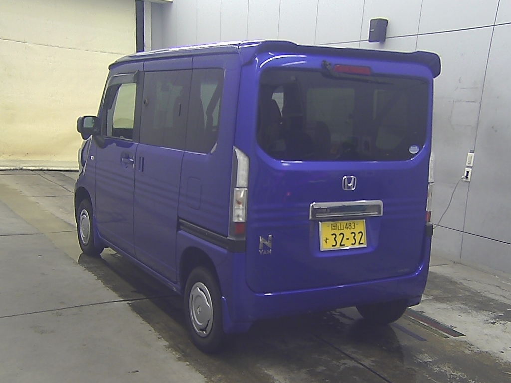 HONDA N-VAN