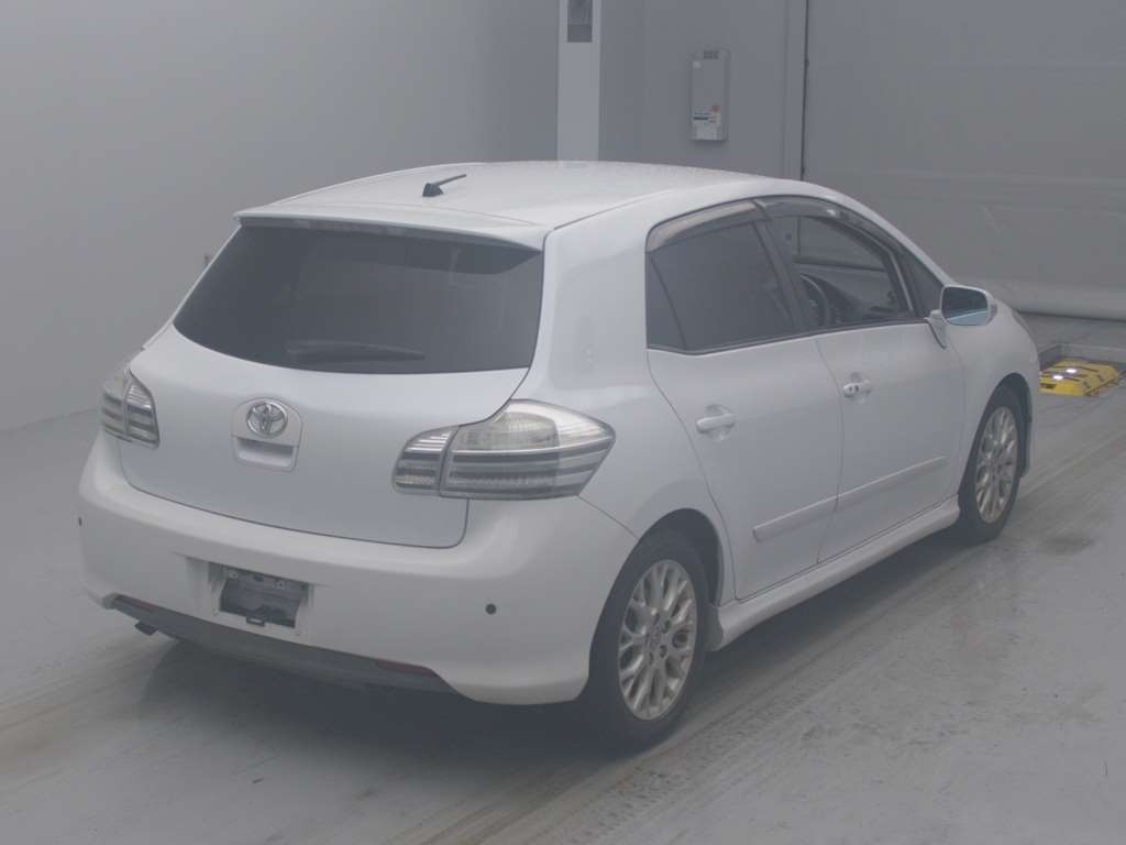 TOYOTA BLADE