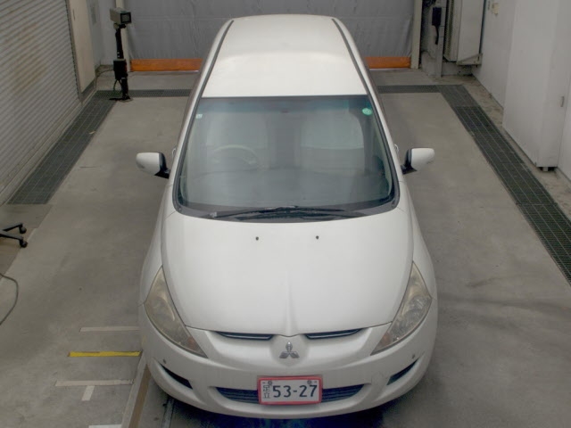 MITSUBISHI GRANDIS