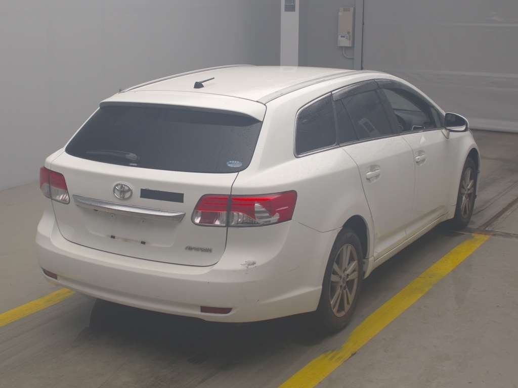 TOYOTA AVENSIS