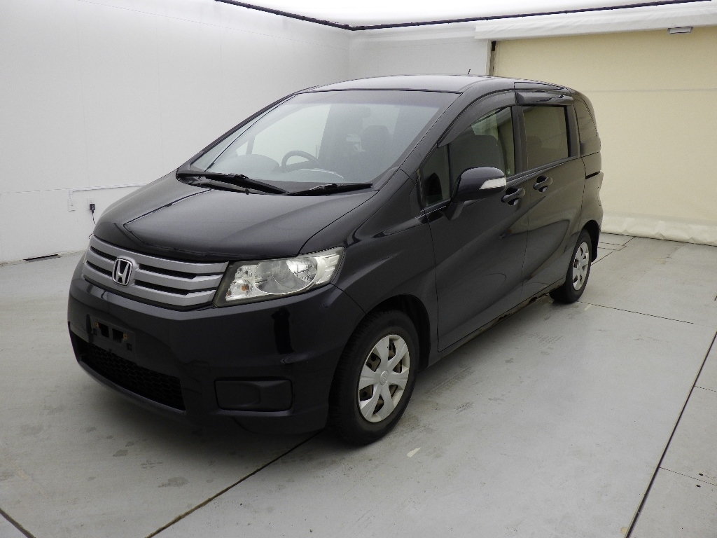 HONDA FREED SPIKE