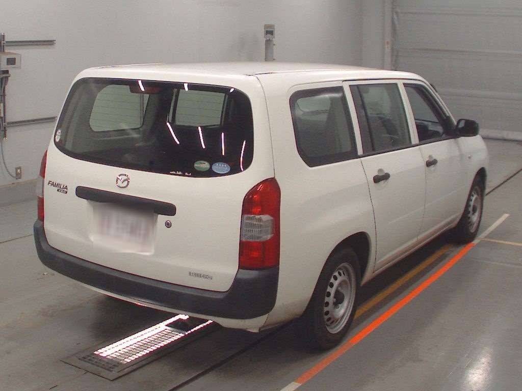 MAZDA FAMILIA