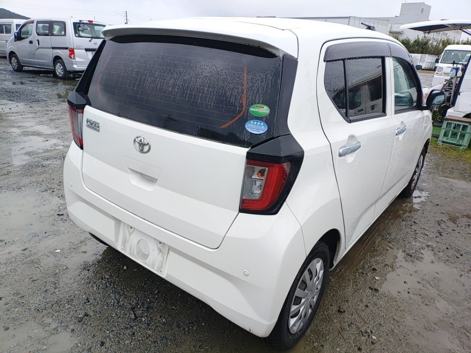 TOYOTA PIXIS EPOCH