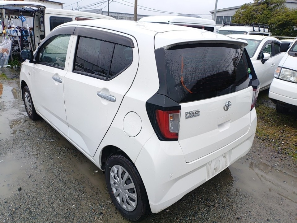 TOYOTA PIXIS EPOCH