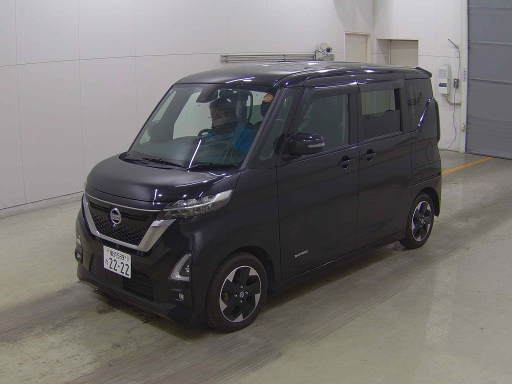 NISSAN ROOX