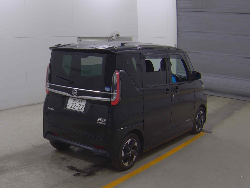 NISSAN ROOX